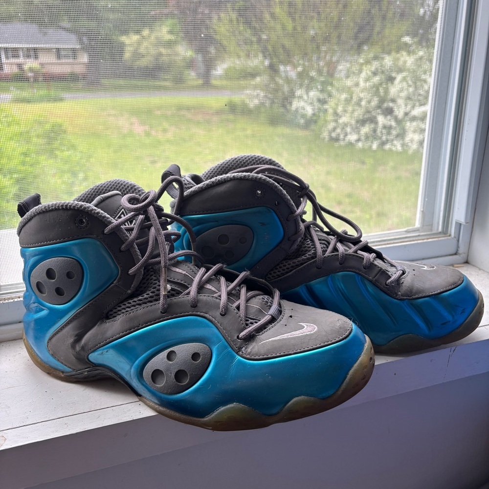Nike Athletic Blue and Black High-Top Shoes